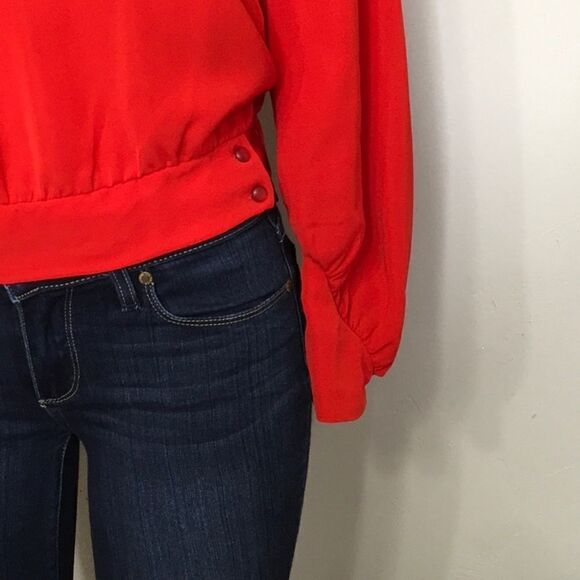 Red stretch blouse. New - Picture 3 of 10